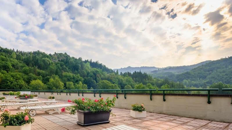 Hotel Santoli Porretta Terme Eksteriør billede
